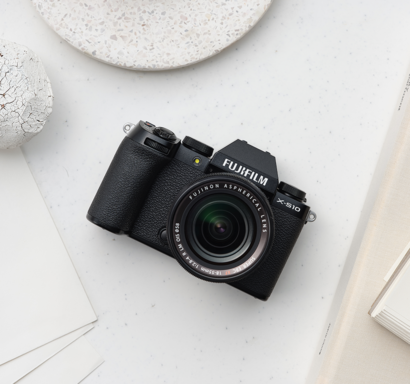 FUJIFILM X-S10 | hartwellspremium.com