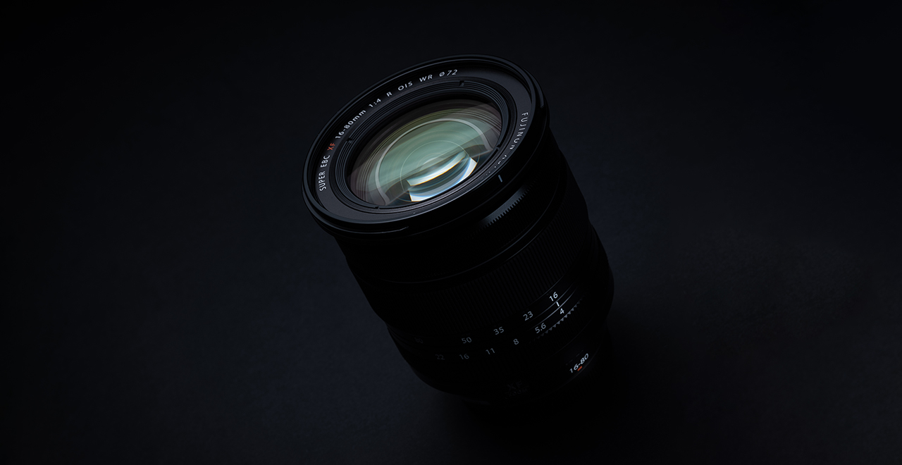 FUJI XT5 + XF 16-80MM F/4 R OIS WR Negra